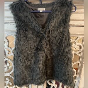Fur vest